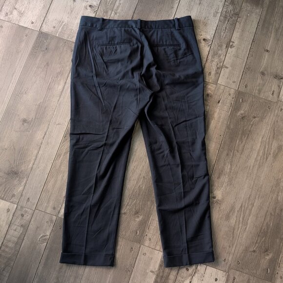 Banana Republic Factory, Navy Cropped Trousers, Size 6 - Picture 2 of 7